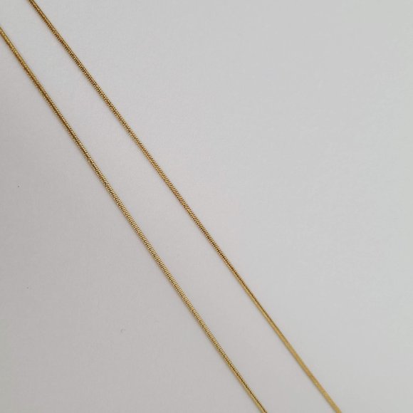 Golden Leaf Necklace - Picture 7 of 7